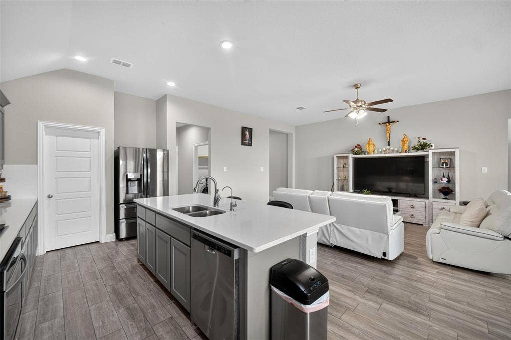 1340 Collett Sublett Road, Kennedale, TX 76060