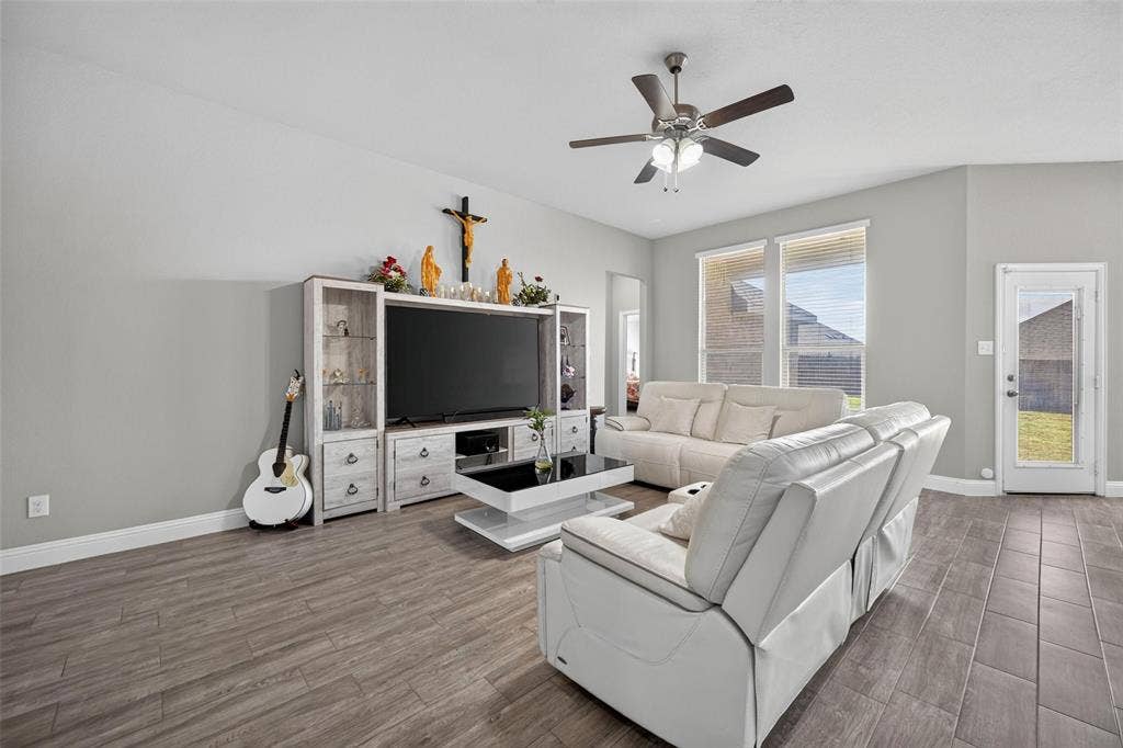 1340 Collett Sublett Road, Kennedale, TX 76060