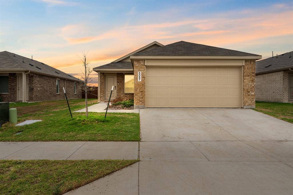 5057 Valhalla Drive, Ennis, TX 75119 5057 Valhalla Drive, Ennis, TX 75119