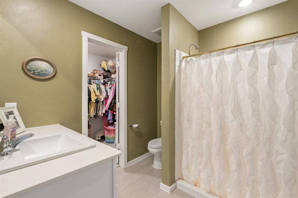 5057 Valhalla Drive, Ennis, TX 75119 5057 Valhalla Drive, Ennis, TX 75119