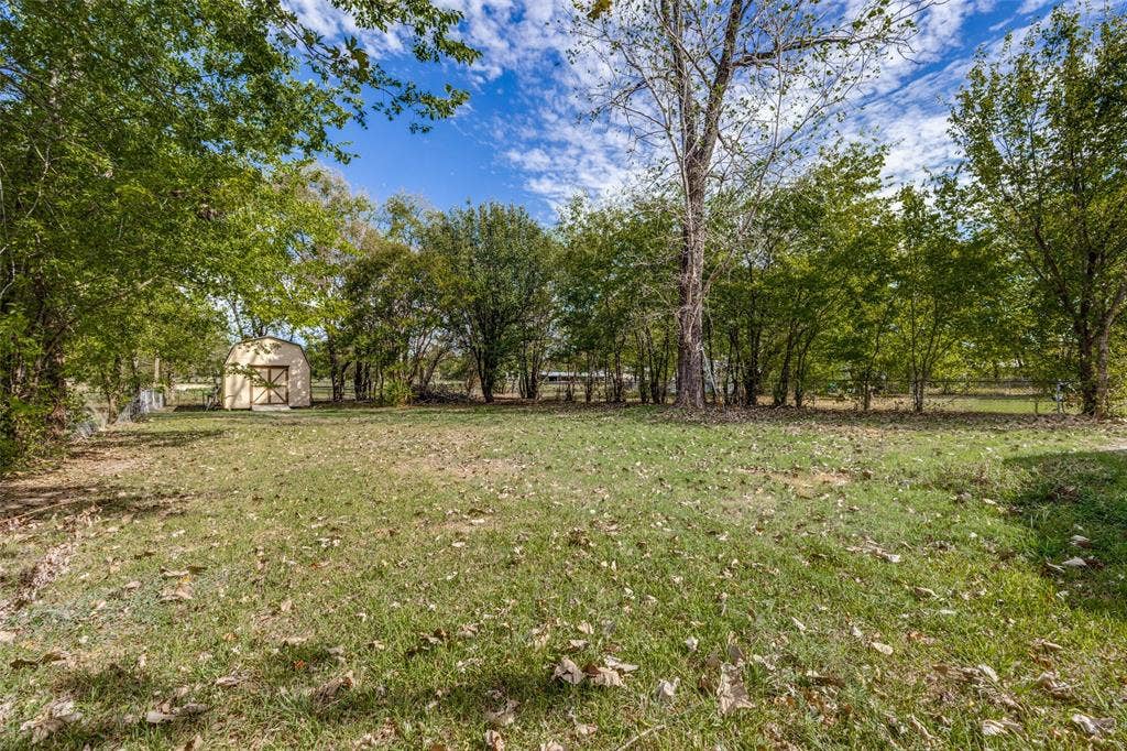 2020 Brown Avenue, Paris, TX 75460