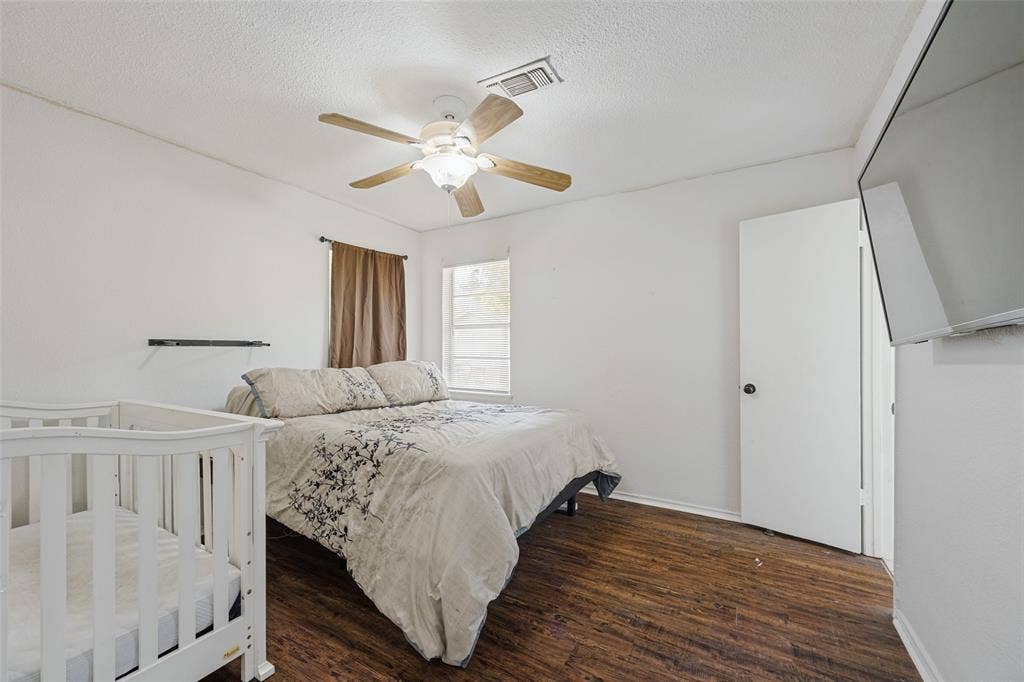 2020 Brown Avenue, Paris, TX 75460
