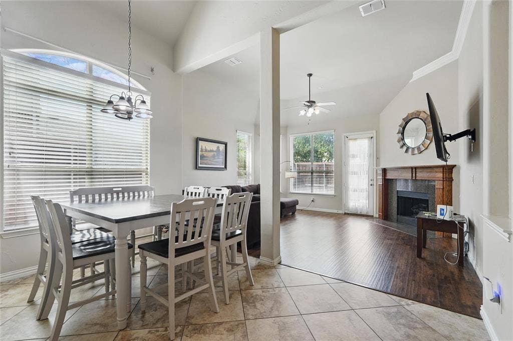 956 Cougar Drive, Allen, TX 75013 956 Cougar Drive, Allen, TX 75013