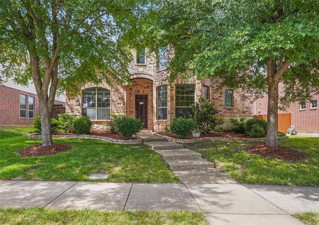 956 Cougar Drive, Allen, TX 75013 956 Cougar Drive, Allen, TX 75013