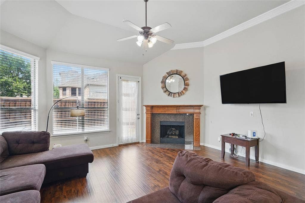 956 Cougar Drive, Allen, TX 75013 956 Cougar Drive, Allen, TX 75013
