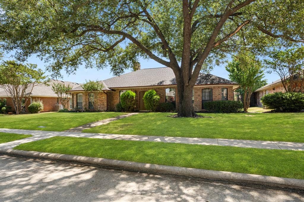 2510 Buttercup Drive, Richardson, TX 75082 2510 Buttercup Drive, Richardson, TX 75082