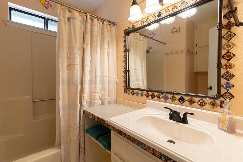 2 N Robin Drive, Belton, TX 76513 2 N Robin Drive, Belton, TX 76513