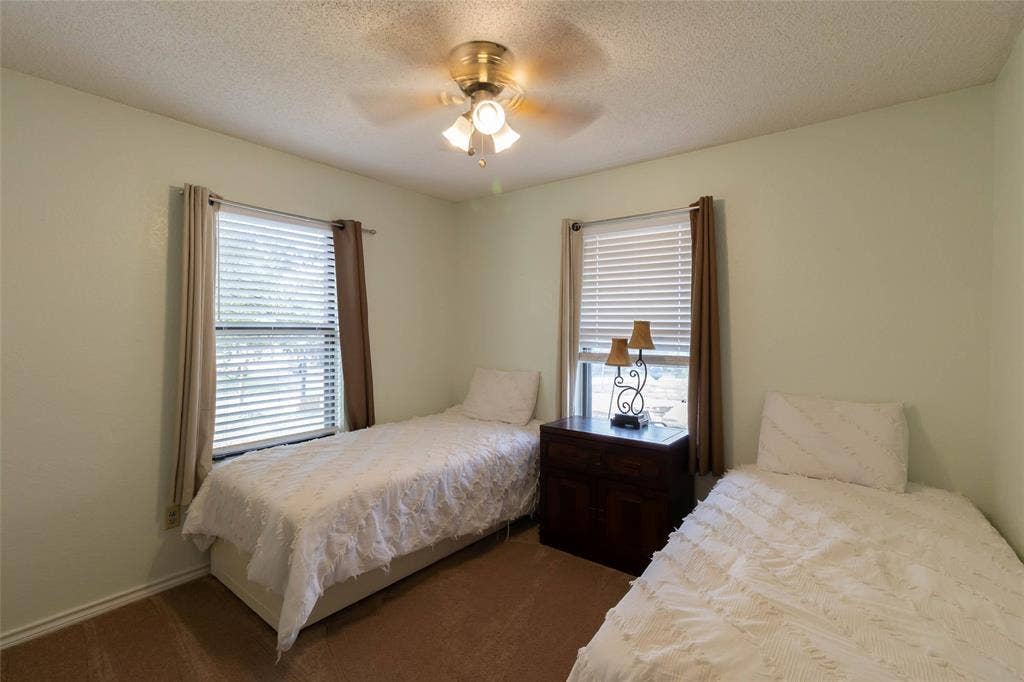 2 N Robin Drive, Belton, TX 76513 2 N Robin Drive, Belton, TX 76513