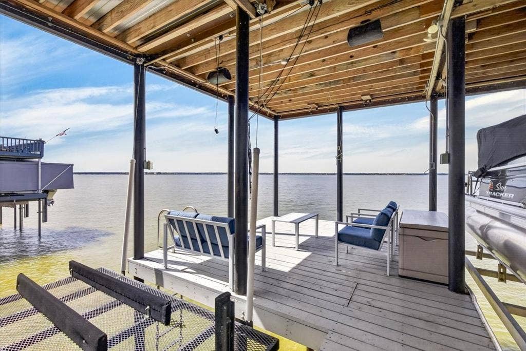 250 Nob Hill Circle, Gun Barrel City, TX 75156 250 Nob Hill Circle, Gun Barrel City, TX 75156