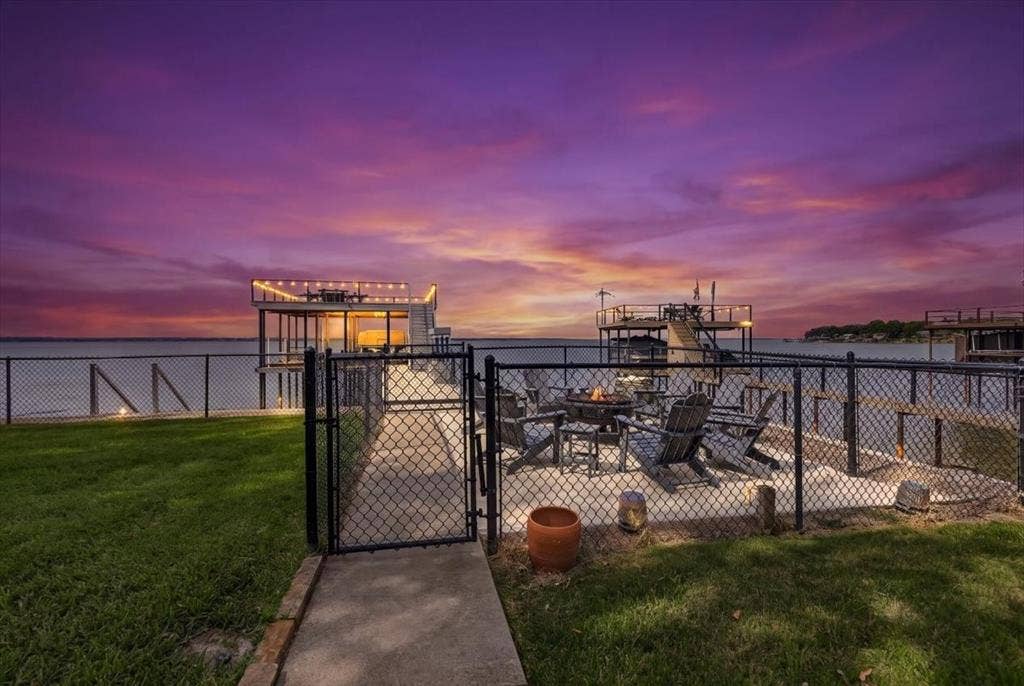 250 Nob Hill Circle, Gun Barrel City, TX 75156 250 Nob Hill Circle, Gun Barrel City, TX 75156