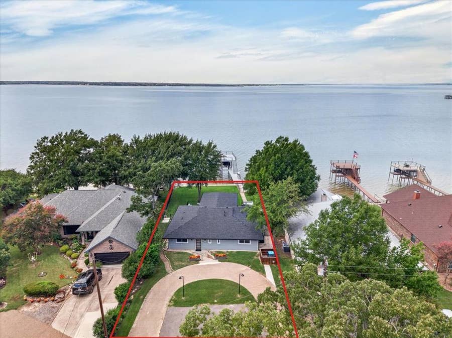 Property photo for 250 Nob Hill Circle, Gun Barrel City, TX