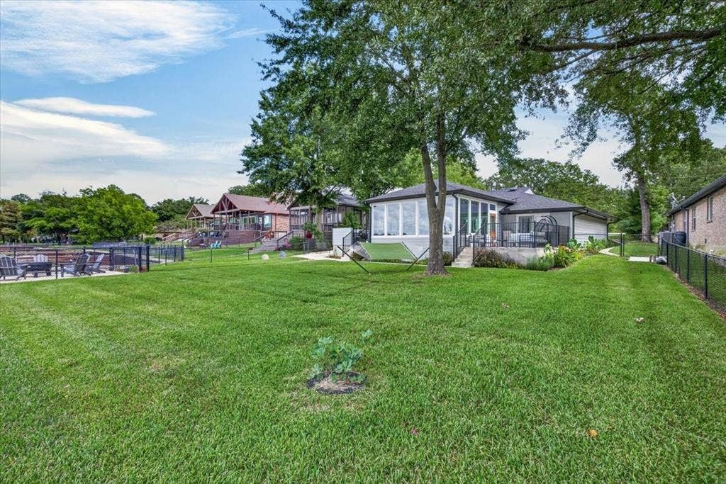 250 Nob Hill Circle, Gun Barrel City, TX 75156 250 Nob Hill Circle, Gun Barrel City, TX 75156
