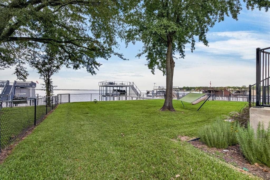 250 Nob Hill Circle, Gun Barrel City, TX 75156 250 Nob Hill Circle, Gun Barrel City, TX 75156