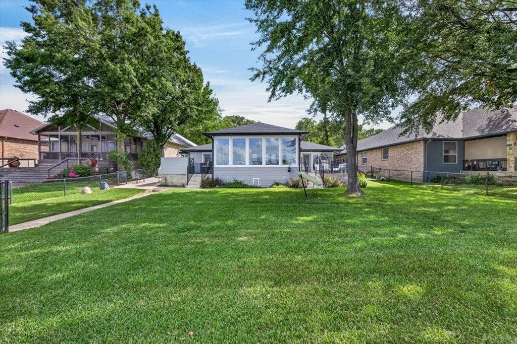250 Nob Hill Circle, Gun Barrel City, TX 75156 250 Nob Hill Circle, Gun Barrel City, TX 75156