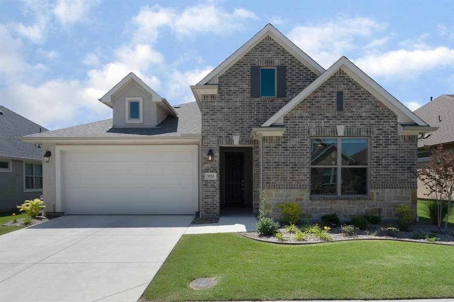 Property photo for 9533 Windwood Lane, Denton, TX