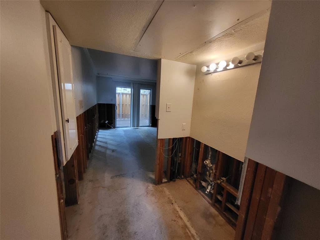 5821 COPPERWOOD Lane, #1126, Dallas, TX 75248 5821 COPPERWOOD Lane, #1126, Dallas, TX 75248