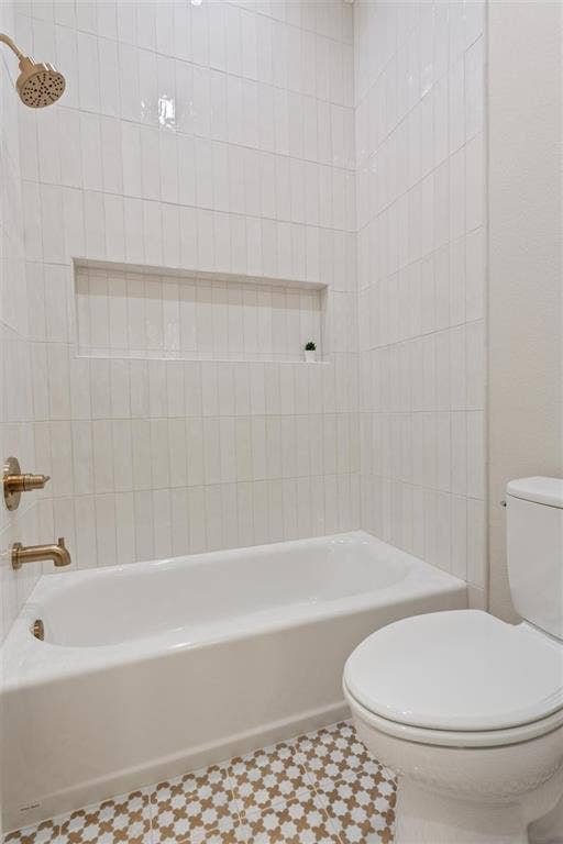 168 Water View Lane, Robinson, TX 76706 Jack and Jill bath