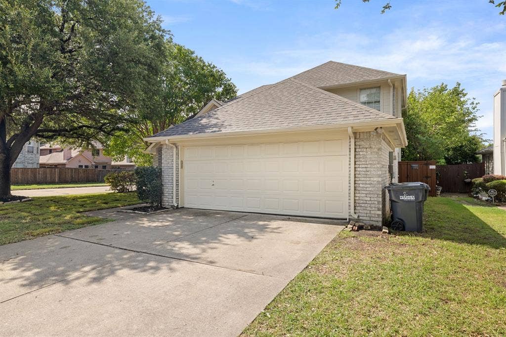 2301 Brookview Drive, McKinney, TX 75072 2301 Brookview Drive, McKinney, TX 75072