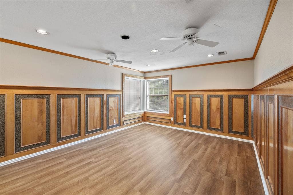 2301 Brookview Drive, McKinney, TX 75072 2301 Brookview Drive, McKinney, TX 75072