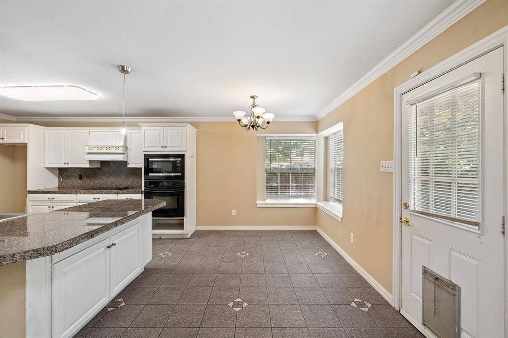 2301 Brookview Drive, McKinney, TX 75072 2301 Brookview Drive, McKinney, TX 75072