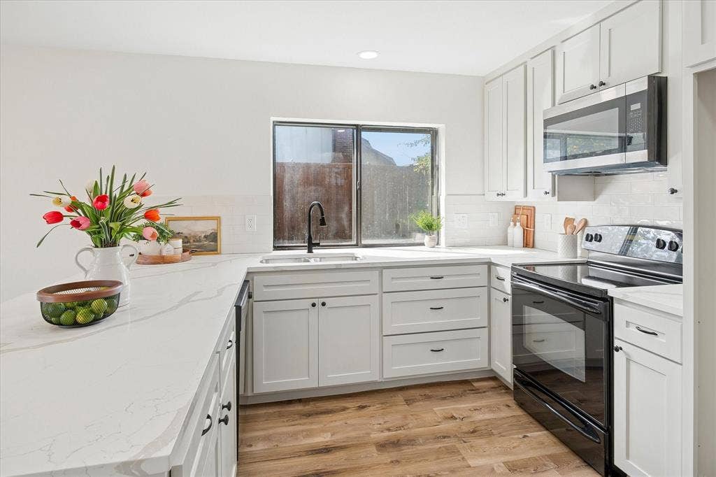 2420 Royal Oaks Drive, Plano, TX 75074