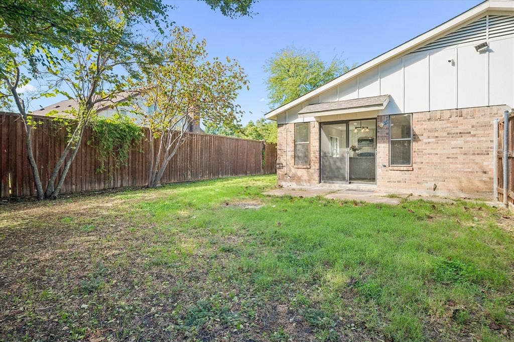 2420 Royal Oaks Drive, Plano, TX 75074