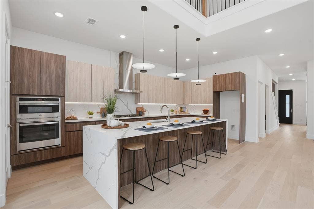 617 Parkview Avenue, Dallas, TX 75223 617 Parkview Avenue, Dallas, TX 75223
