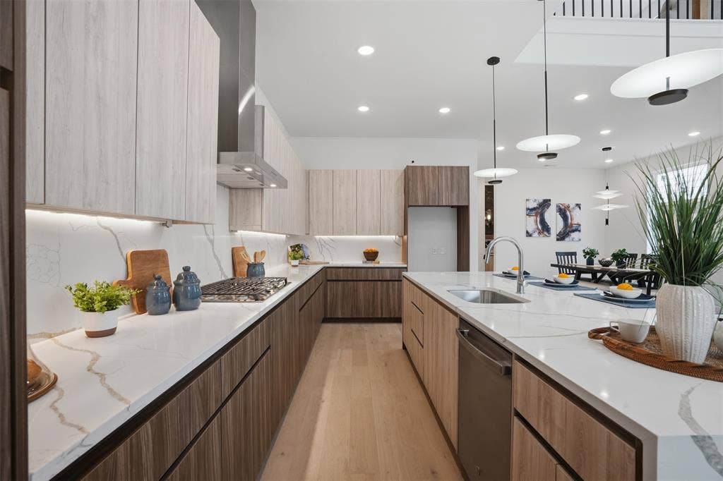 617 Parkview Avenue, Dallas, TX 75223 617 Parkview Avenue, Dallas, TX 75223