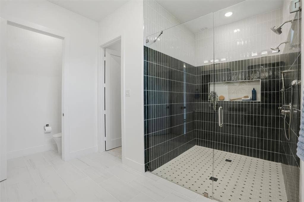 617 Parkview Avenue, Dallas, TX 75223 617 Parkview Avenue, Dallas, TX 75223