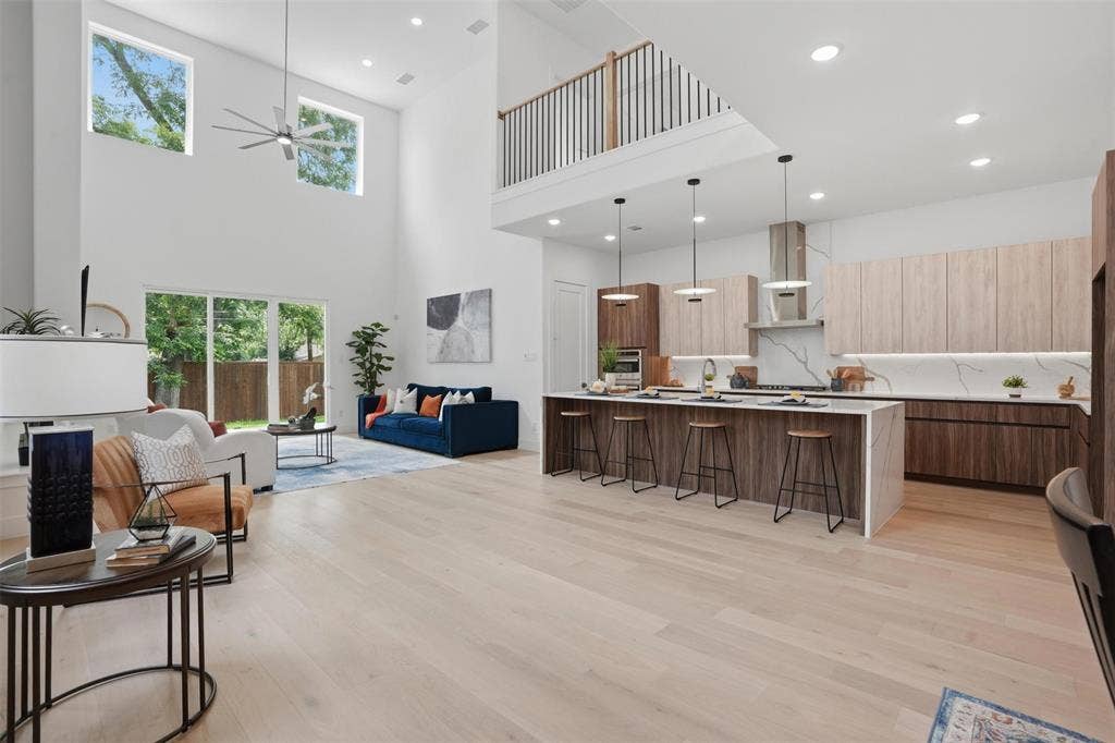 617 Parkview Avenue, Dallas, TX 75223 617 Parkview Avenue, Dallas, TX 75223