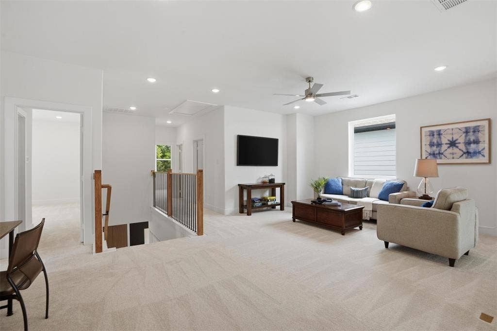 617 Parkview Avenue, Dallas, TX 75223 617 Parkview Avenue, Dallas, TX 75223