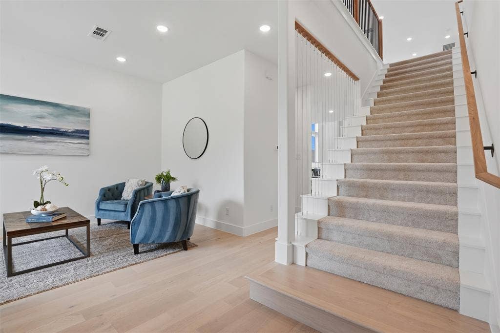 617 Parkview Avenue, Dallas, TX 75223 617 Parkview Avenue, Dallas, TX 75223