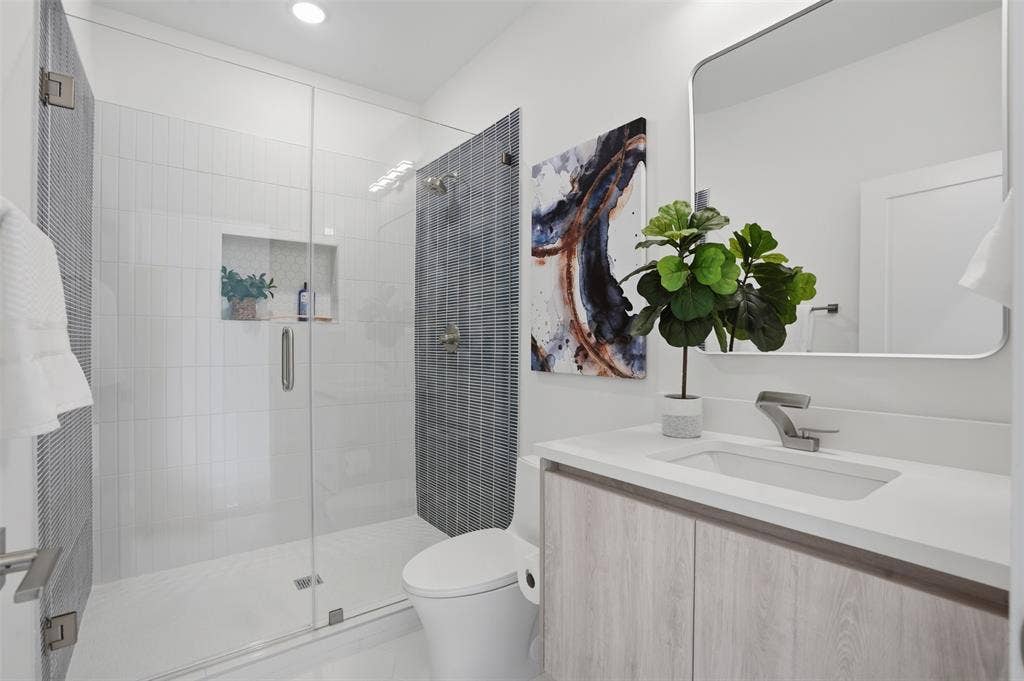 617 Parkview Avenue, Dallas, TX 75223 617 Parkview Avenue, Dallas, TX 75223