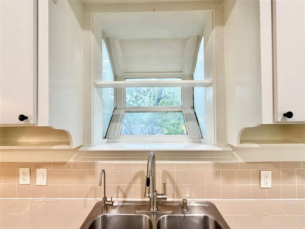 5819 Victor Street, Dallas, TX 75214 5819 Victor Street, Dallas, TX 75214