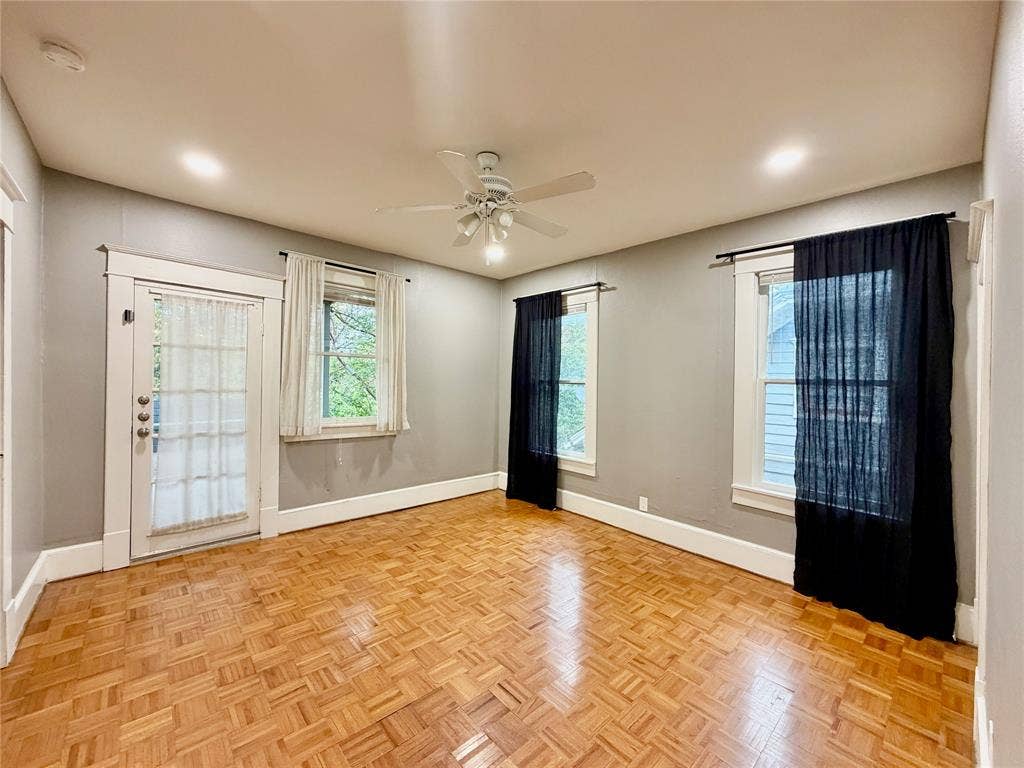 5819 Victor Street, Dallas, TX 75214 5819 Victor Street, Dallas, TX 75214