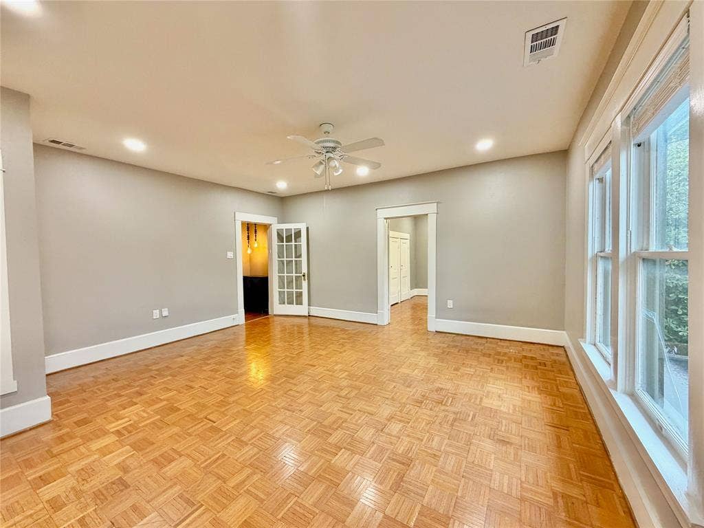 5819 Victor Street, Dallas, TX 75214 5819 Victor Street, Dallas, TX 75214