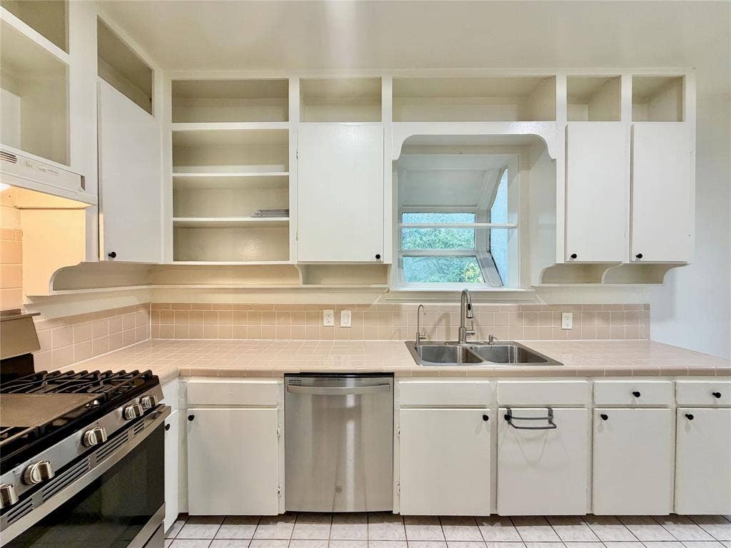 5819 Victor Street, Dallas, TX 75214 5819 Victor Street, Dallas, TX 75214