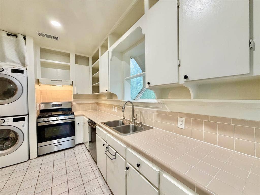 5819 Victor Street, Dallas, TX 75214 5819 Victor Street, Dallas, TX 75214