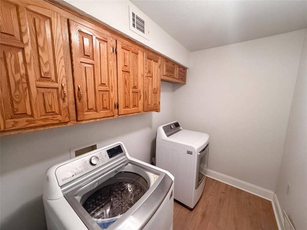 2913 Bedfordshire Lane, Plano, TX 75075
