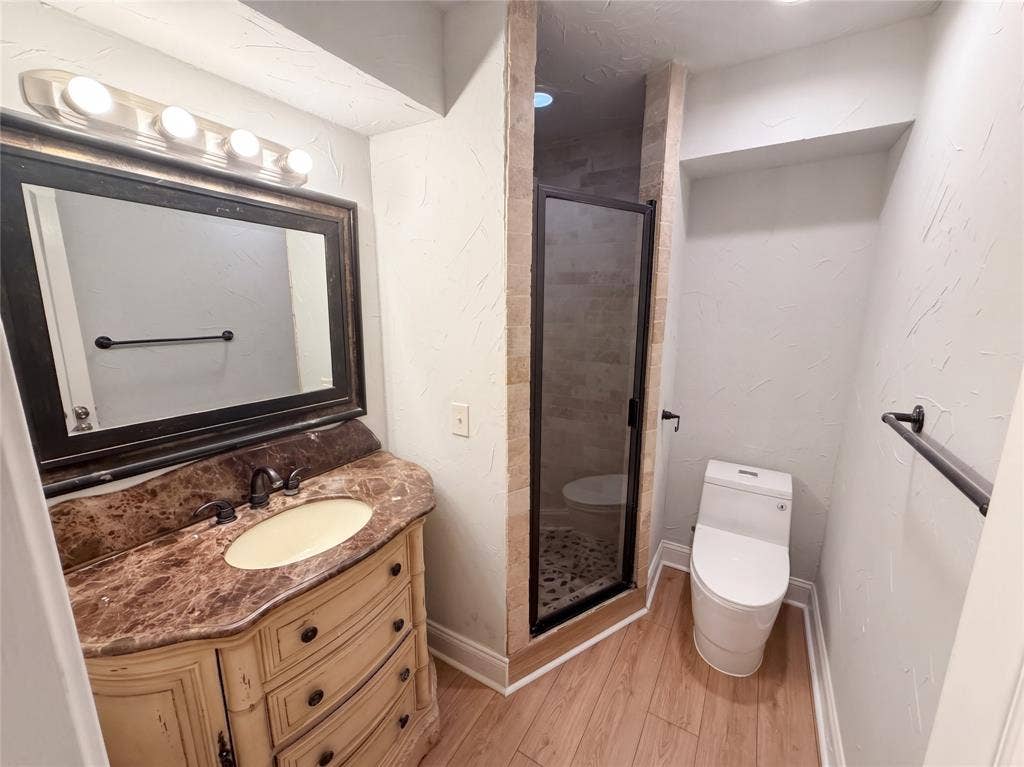 2913 Bedfordshire Lane, Plano, TX 75075