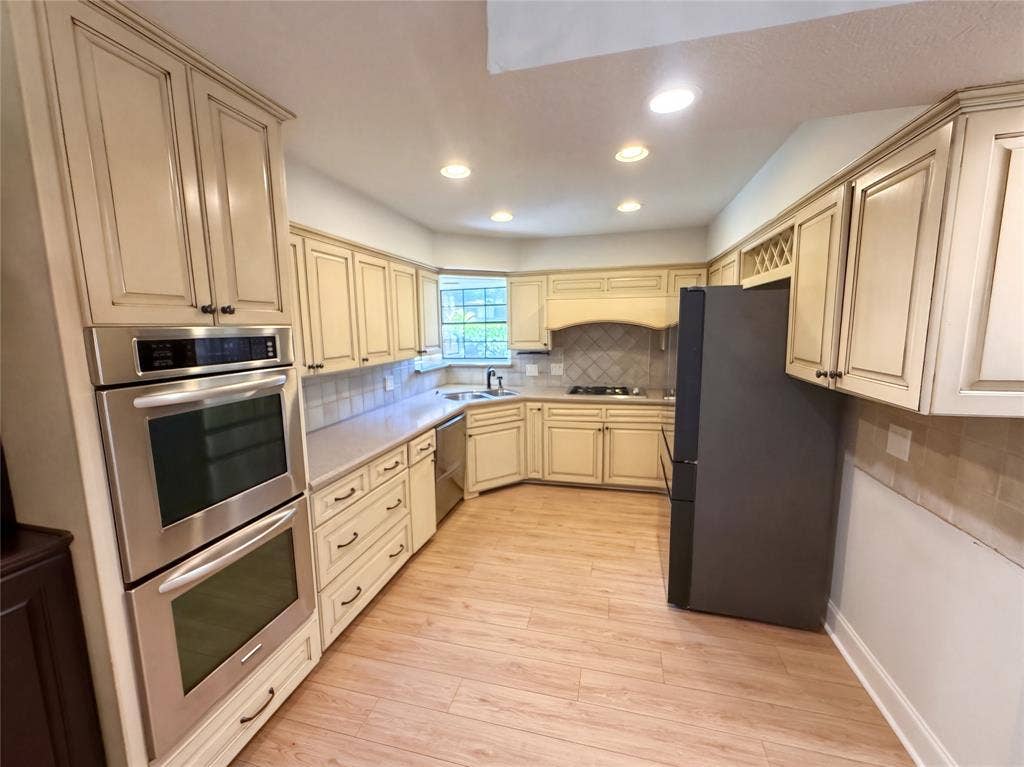 2913 Bedfordshire Lane, Plano, TX 75075