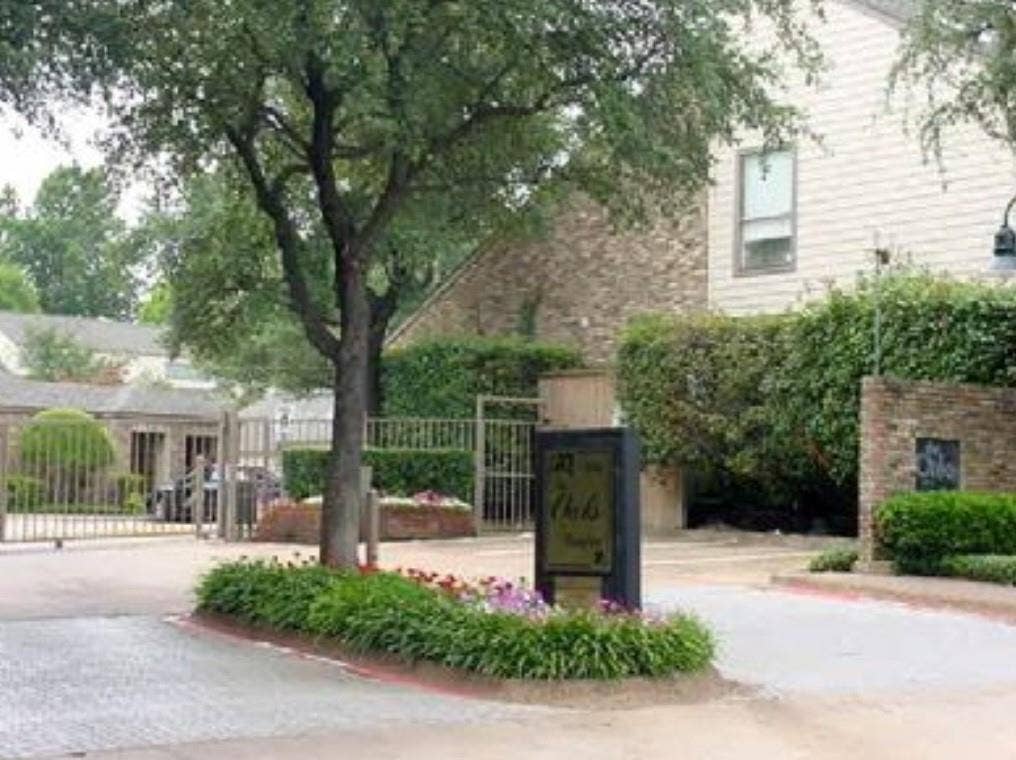 5616 PRESTON OAKS, #1101, Dallas, TX 75254 View of home's community with a gate