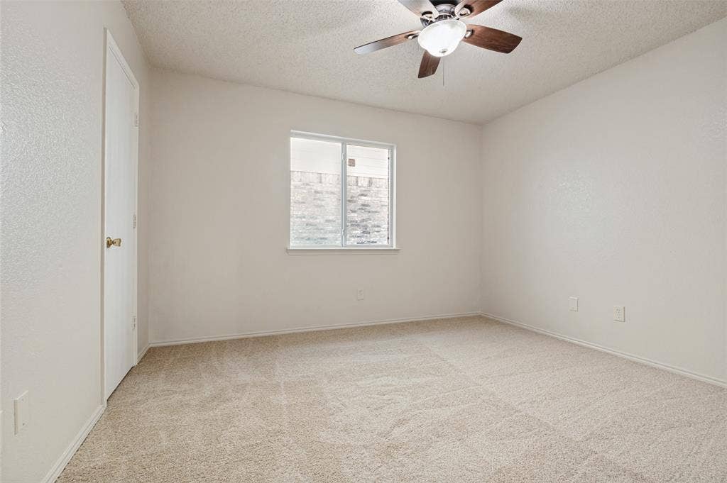 8456 Canvasback Lane, Dallas, TX 75249 8456 Canvasback Lane, Dallas, TX 75249