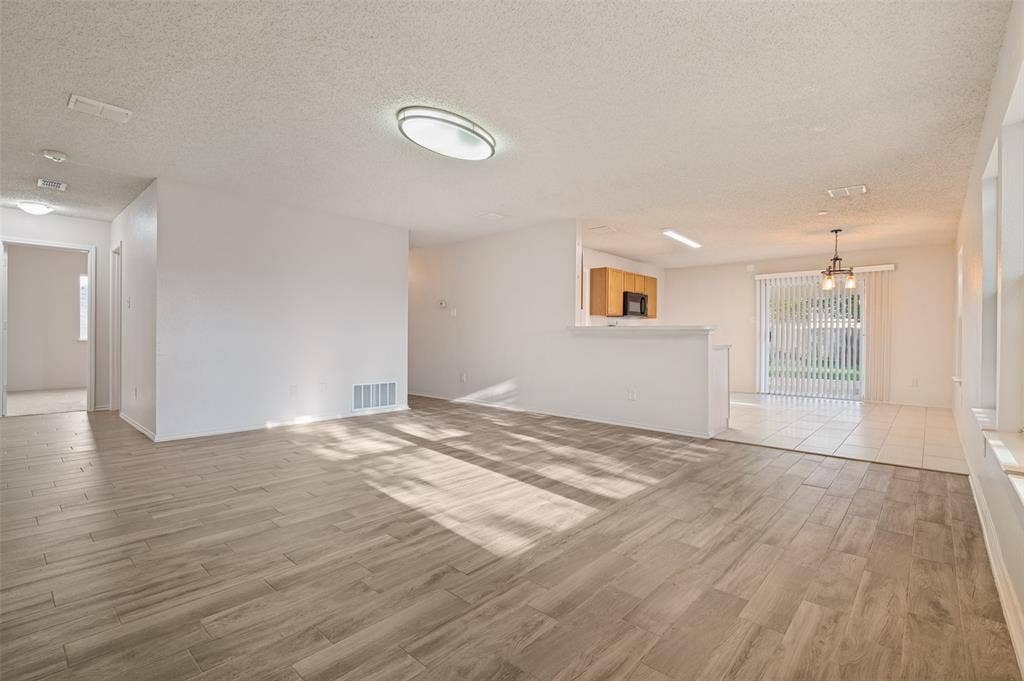 8456 Canvasback Lane, Dallas, TX 75249 8456 Canvasback Lane, Dallas, TX 75249