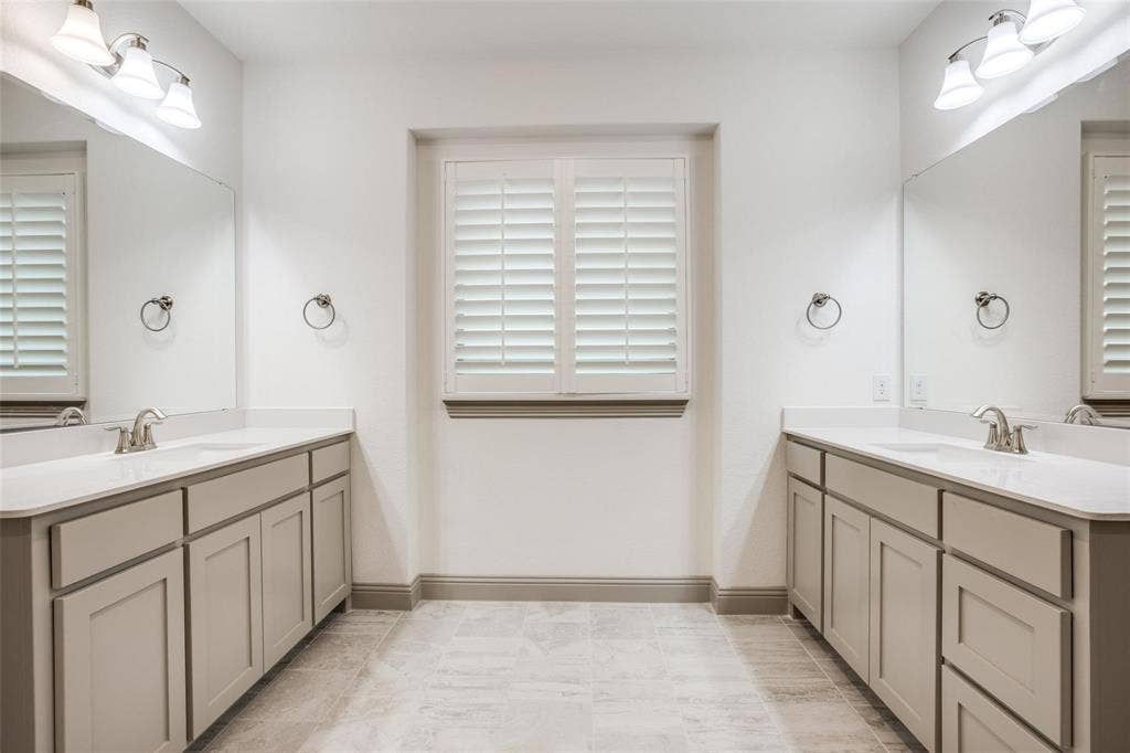 1503 White Squall Trail, Arlington, TX 76005 1503 White Squall Trail, Arlington, TX 76005