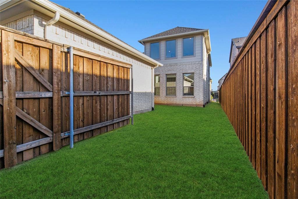 1503 White Squall Trail, Arlington, TX 76005 1503 White Squall Trail, Arlington, TX 76005