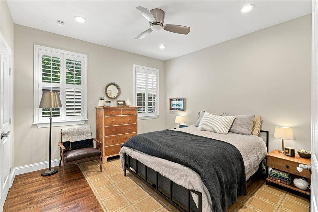 9236 Chiswell Road, Dallas, TX 75238 9236 Chiswell Road, Dallas, TX 75238