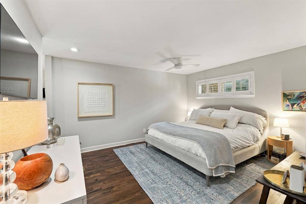 9236 Chiswell Road, Dallas, TX 75238 9236 Chiswell Road, Dallas, TX 75238