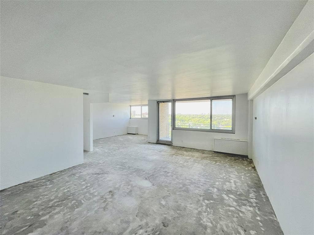 2 living spaces- "white-box." Floated floors