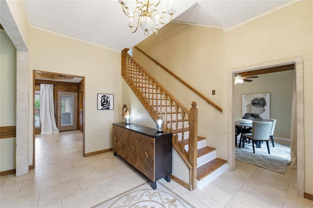 1509 Aylesbury Lane, Plano, TX 75075 Wood stairs up to the second floor.